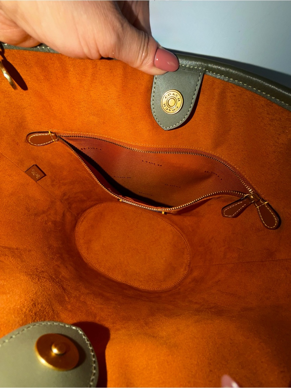 Coach Dakota Bucket Bag - Picture 9 of 12